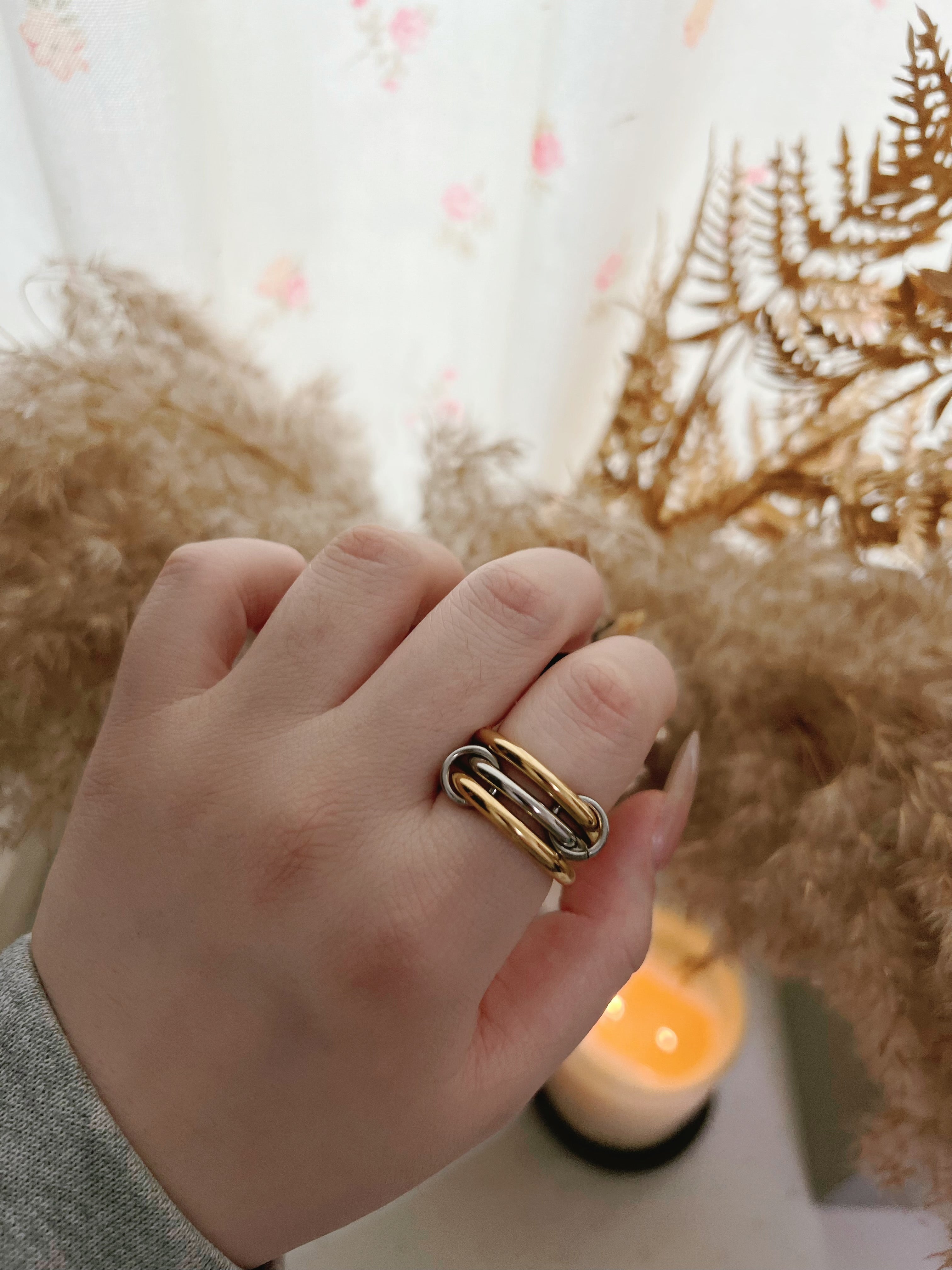 Mia Spinner Stackable Ring
