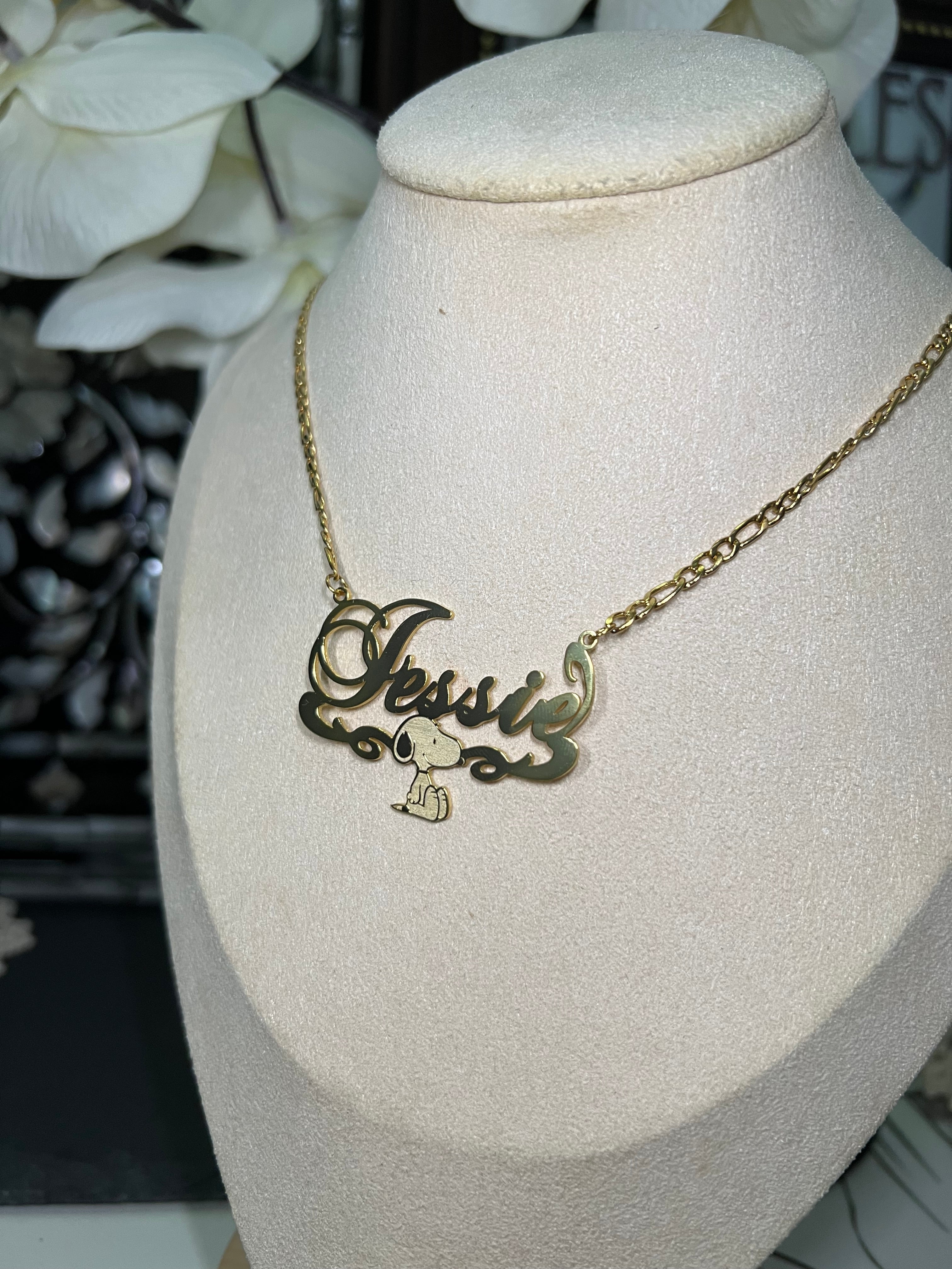 Custom Snoopy Nameplate Necklace