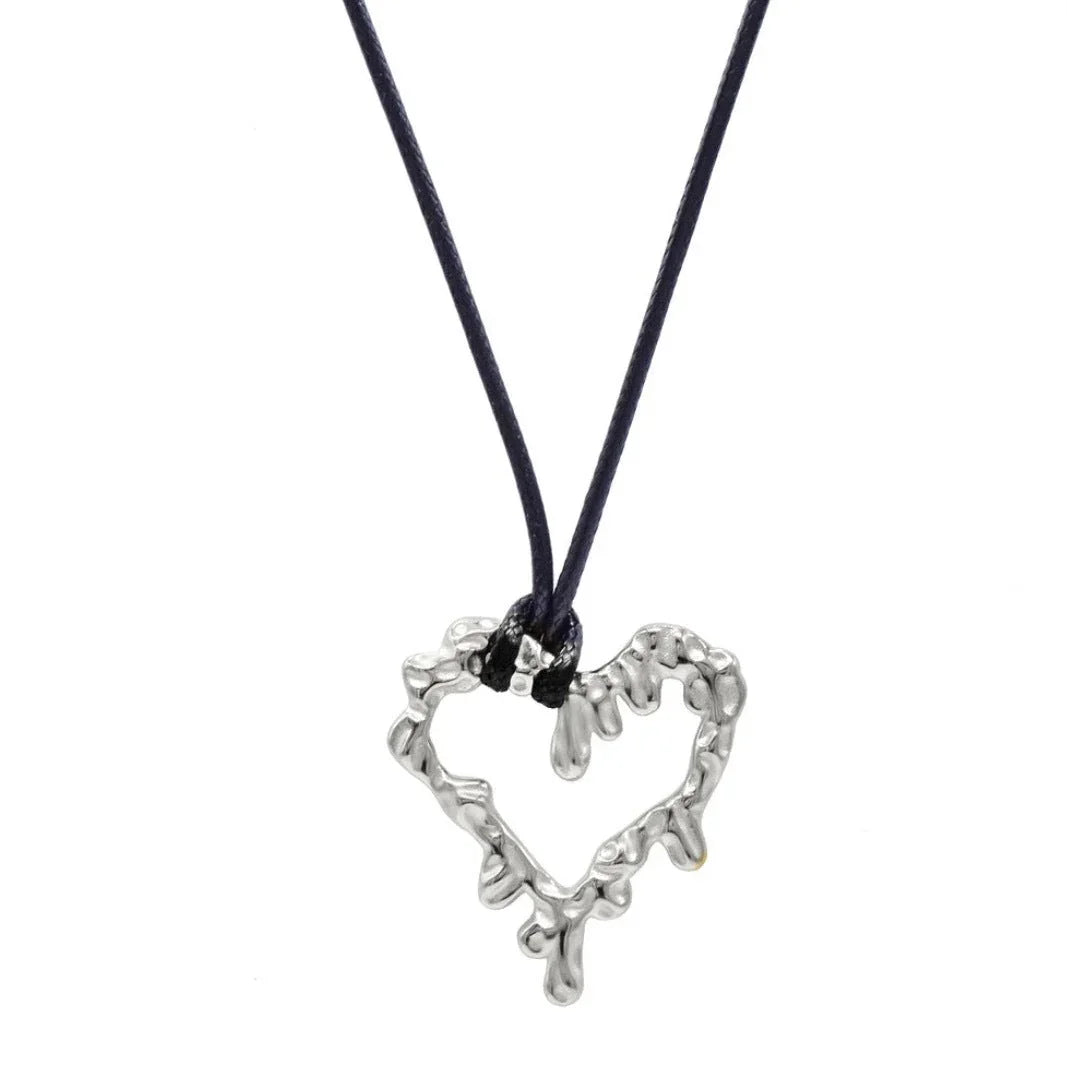 TINA HEART NECKLACE