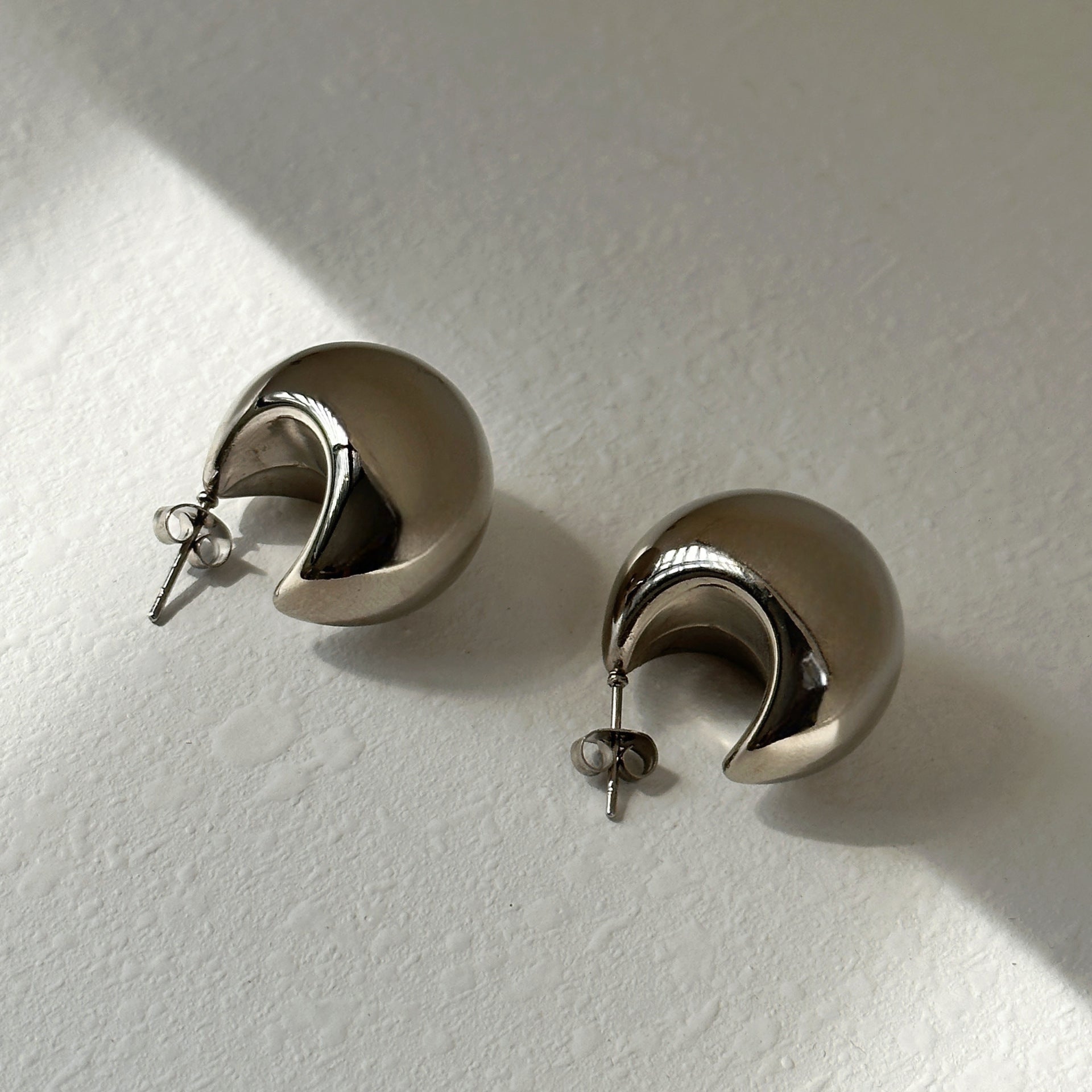 DOME EARRINGS - camillaboutiqueshop