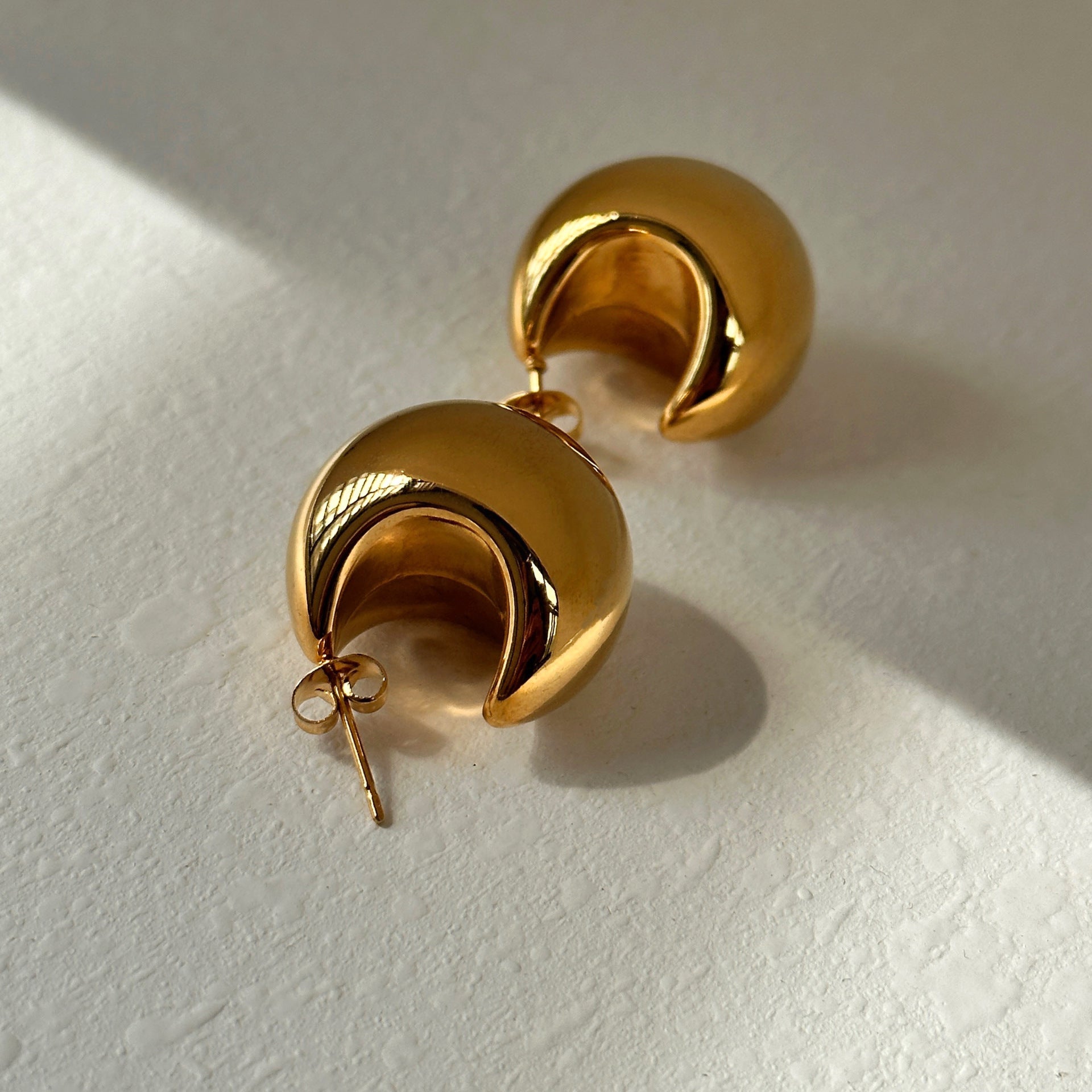 DOME EARRINGS - camillaboutiqueshop