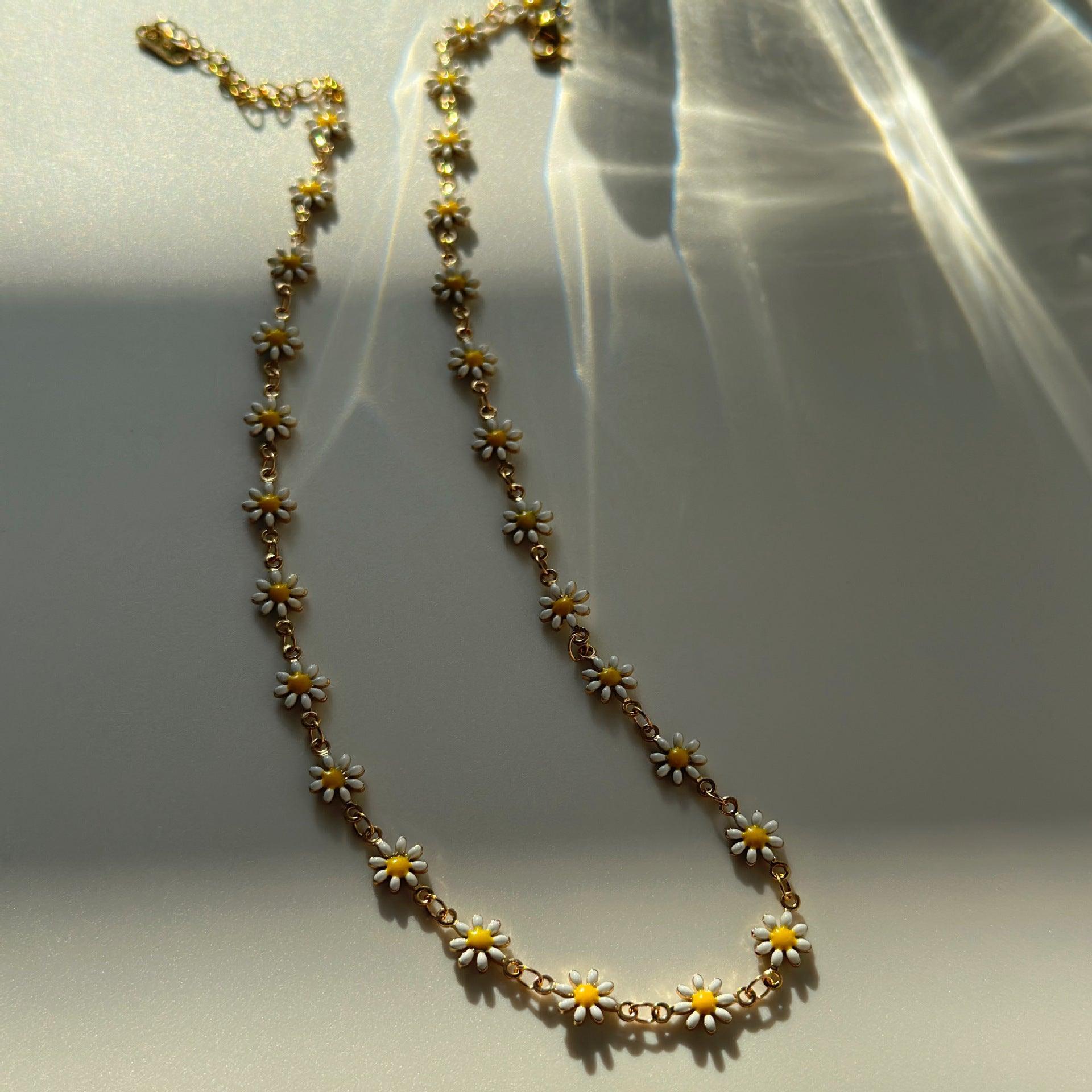 18K Gold Daisy Waist Chain - Camillaboutiqueshop