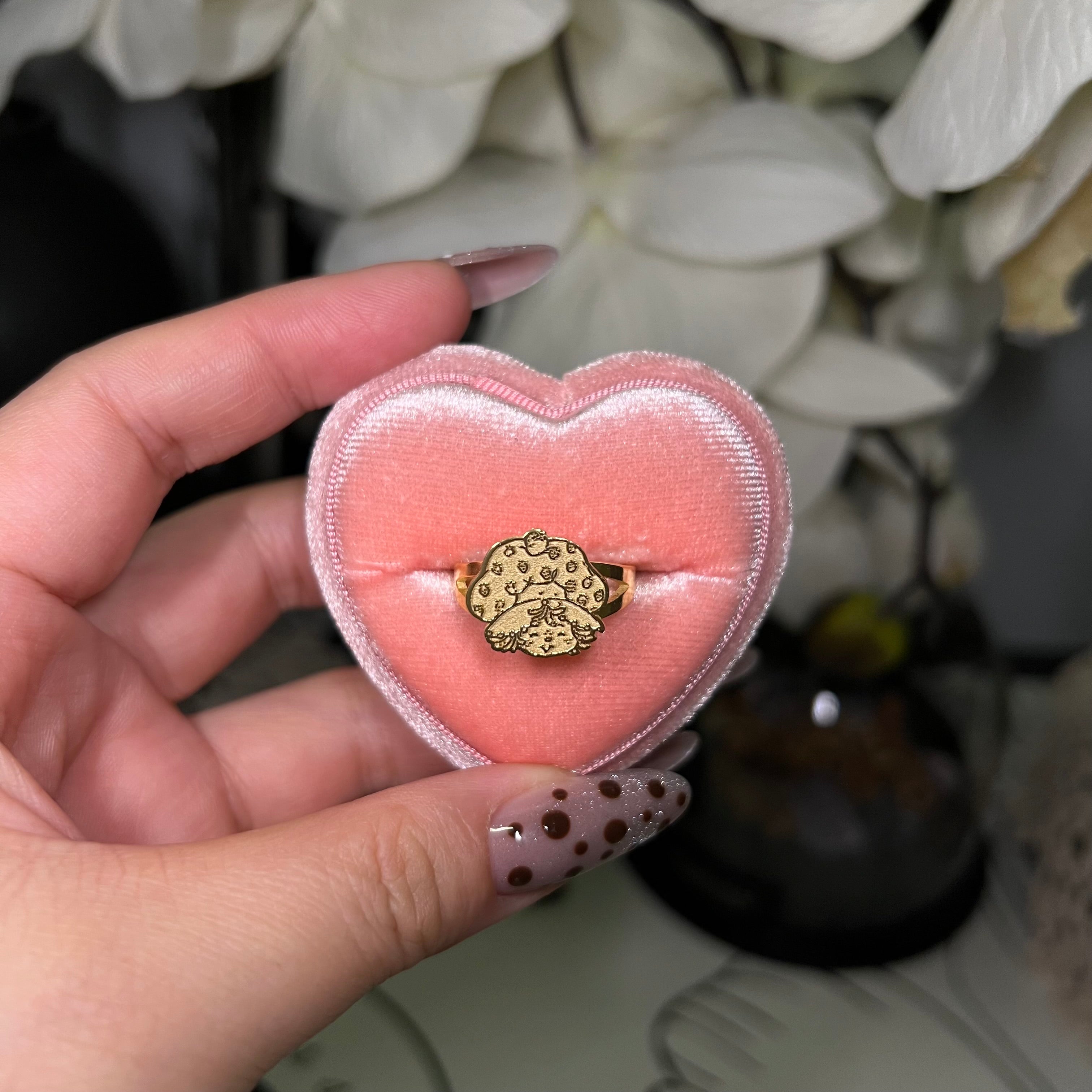 1980 Strawberry Shortcake Ring