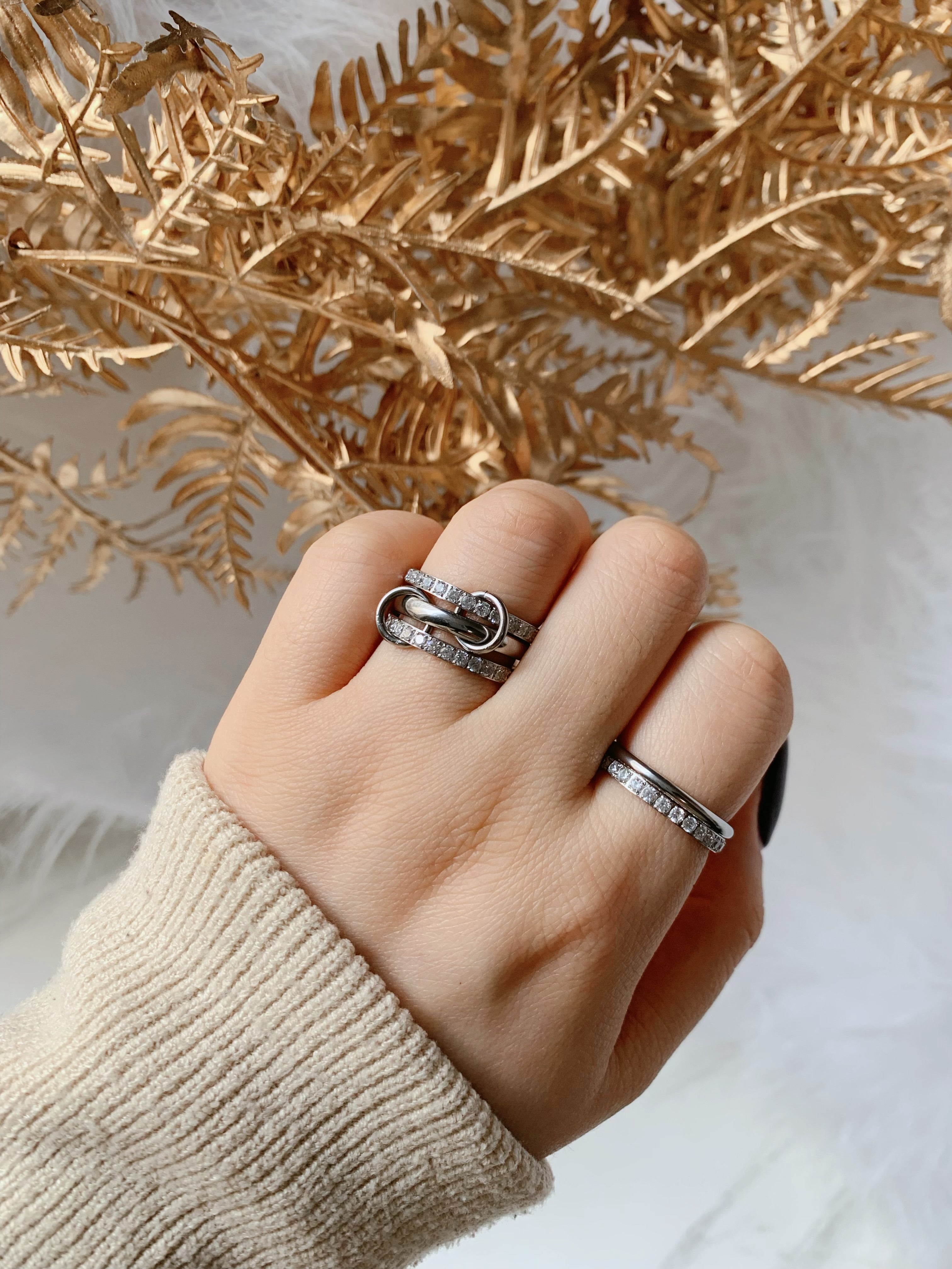 Luna Spinner Stackable Ring
