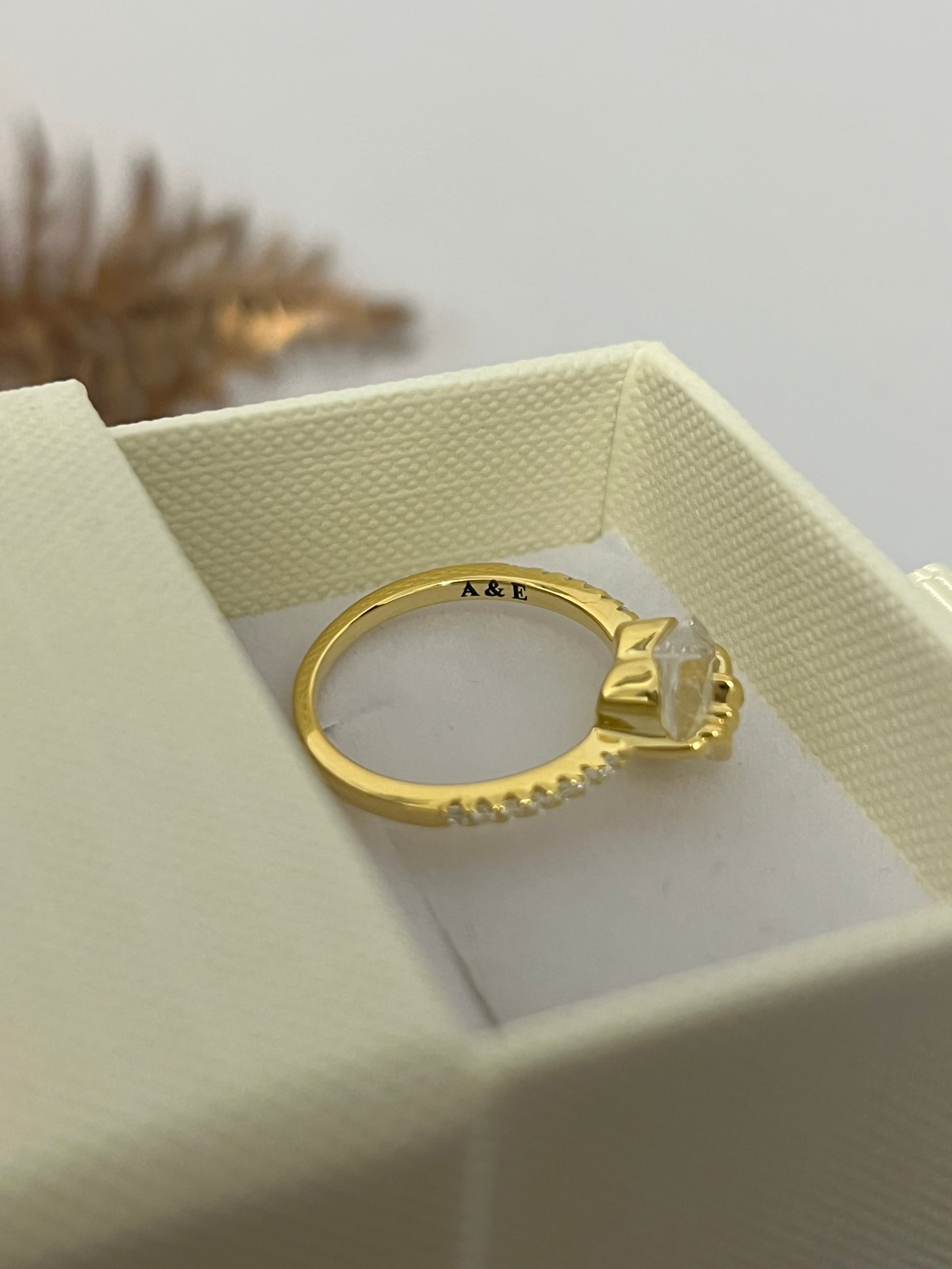 Bow Heart Promise Ring -camillaboutiqueshop