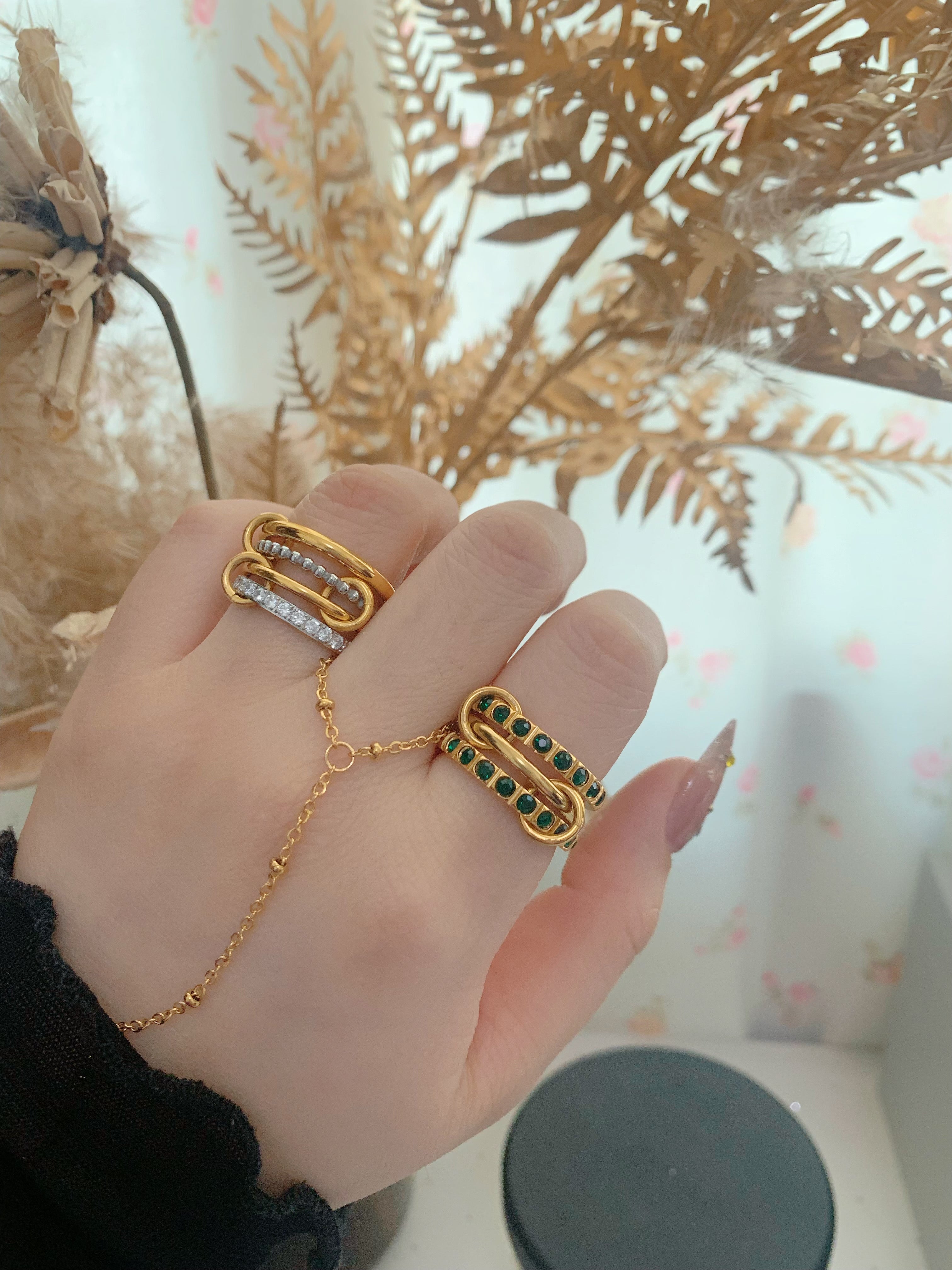 Ariana Stackable Ring - camillaboutiqueshop