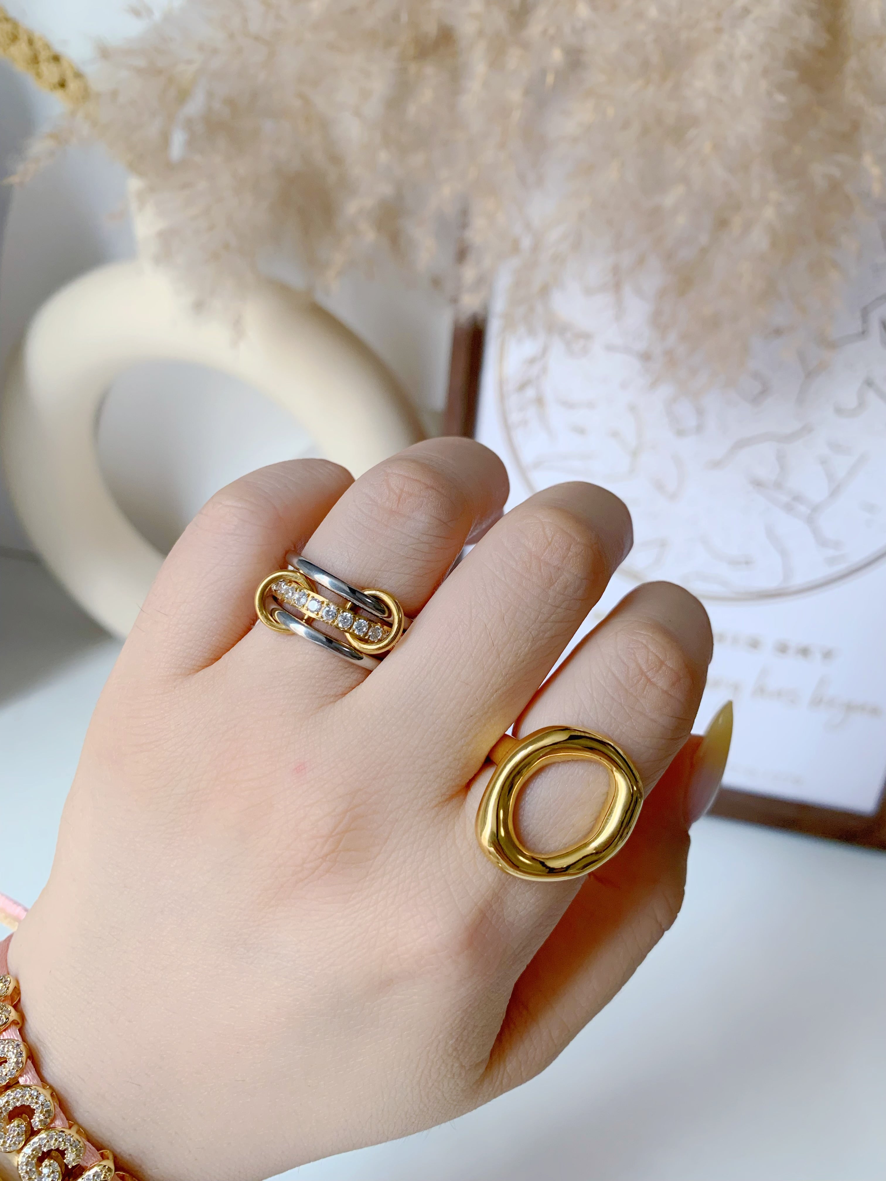 Emma Interlock Stacking Ring - camillaboutiqueshop