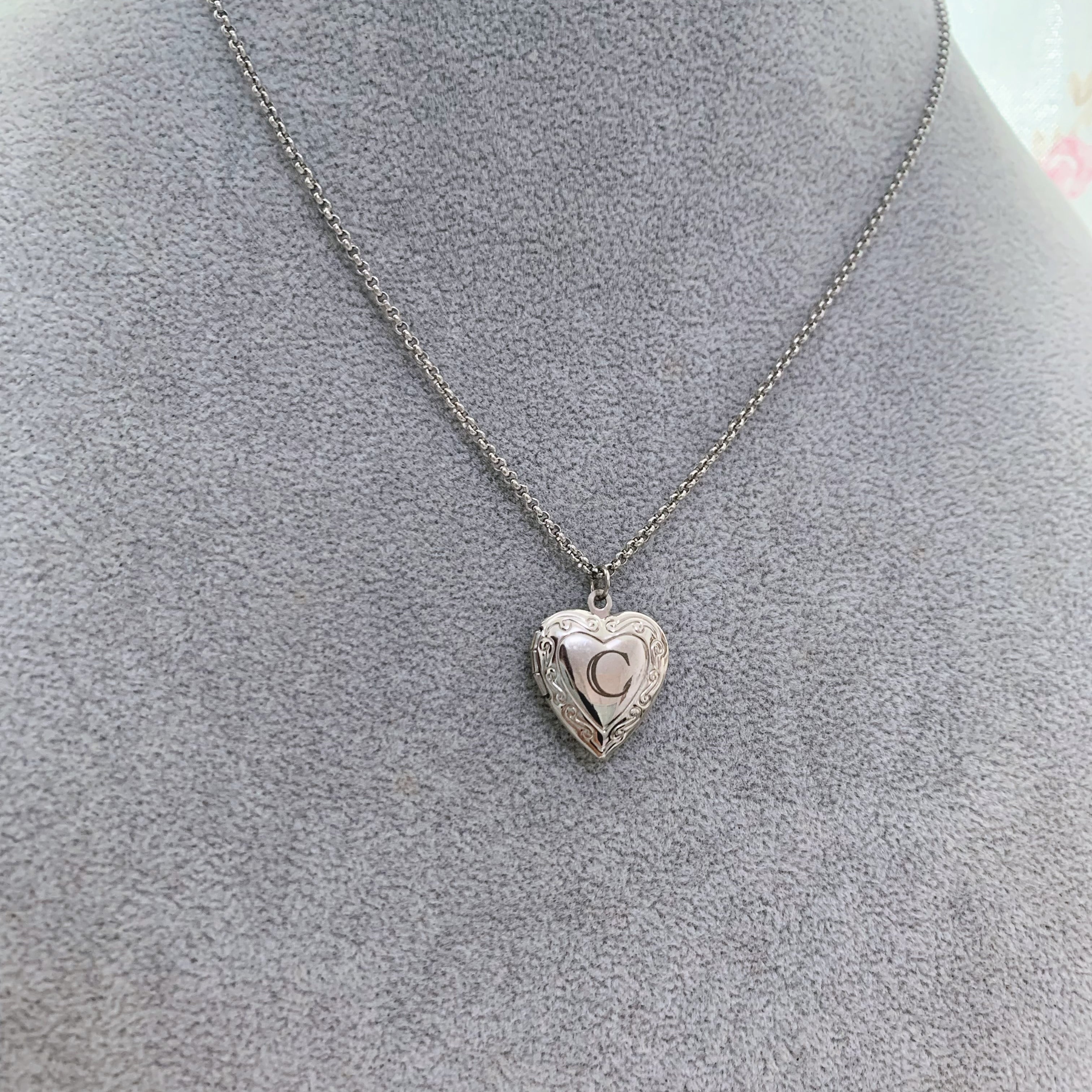 Heart Locket Necklace With Picture - camillaboutiqueshop