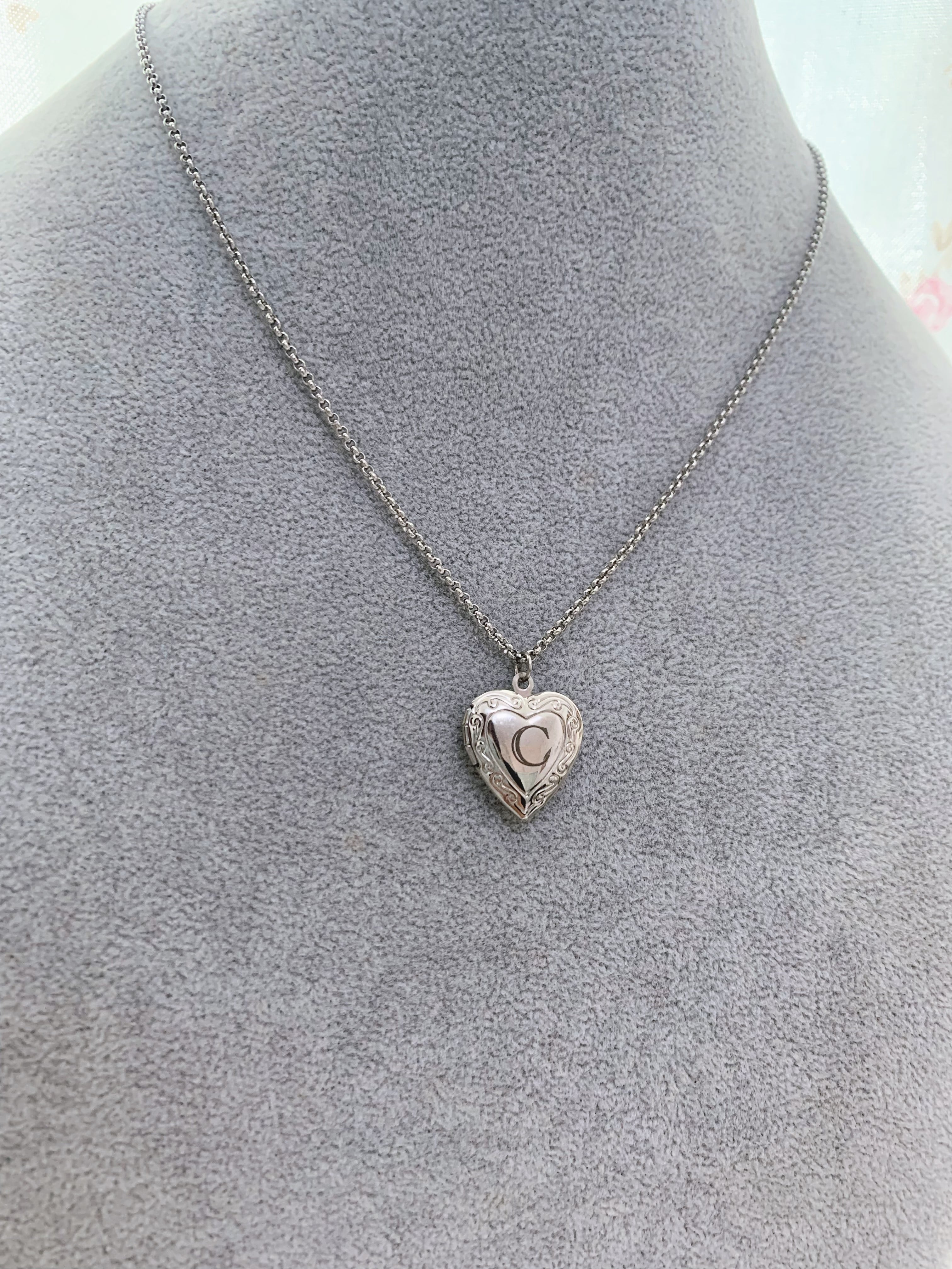 Heart Locket Necklace With Picture - camillaboutiqueshop