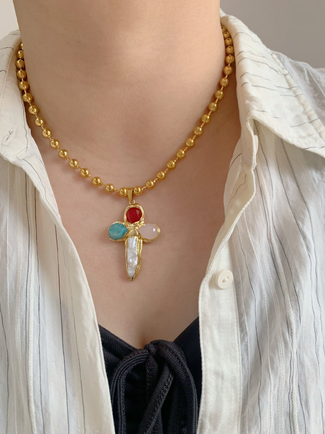 Mixed Beaded Amara Crossnecklace - camillaboutiqueshop