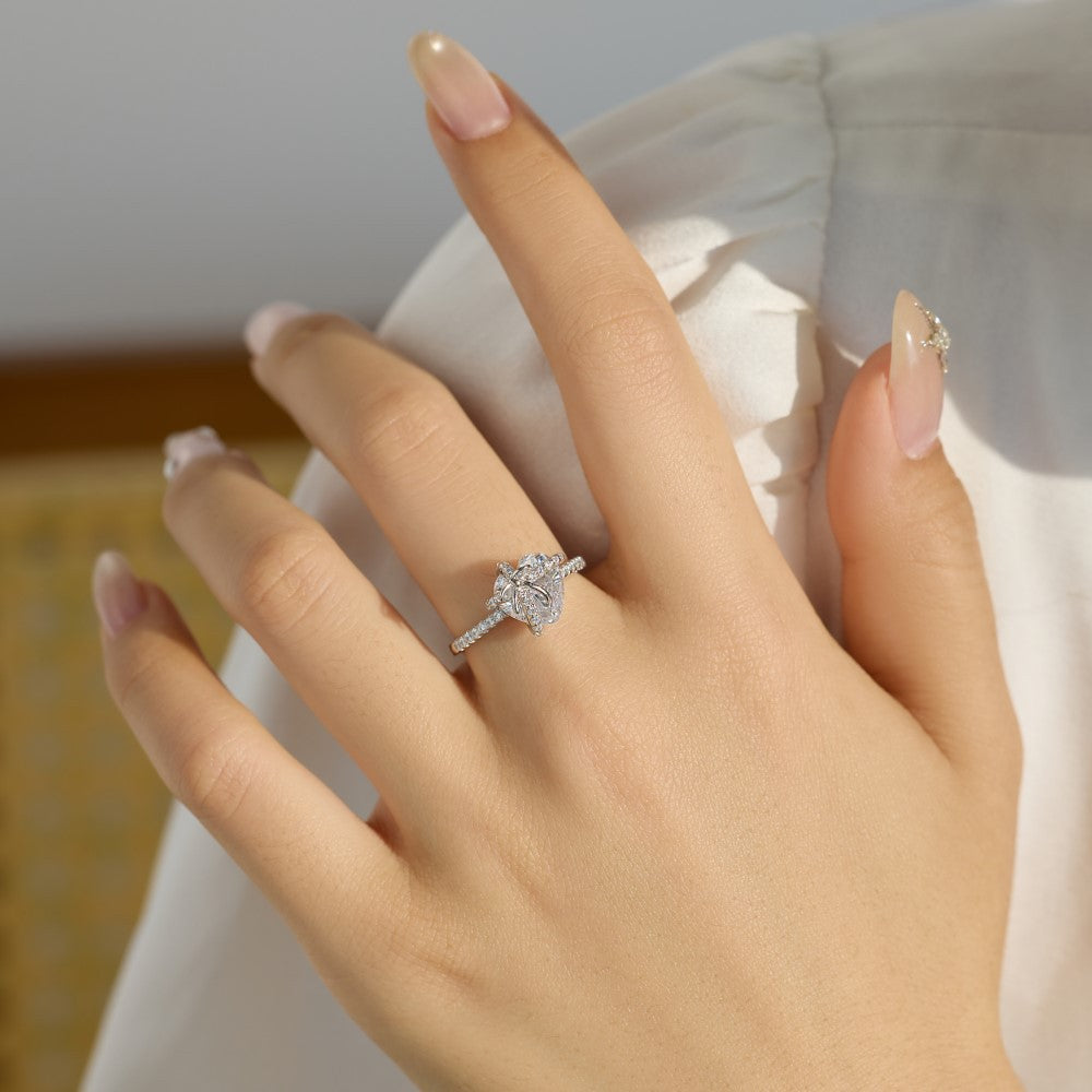 Aurora Heart Bow Ring -camillaboutiqueshop