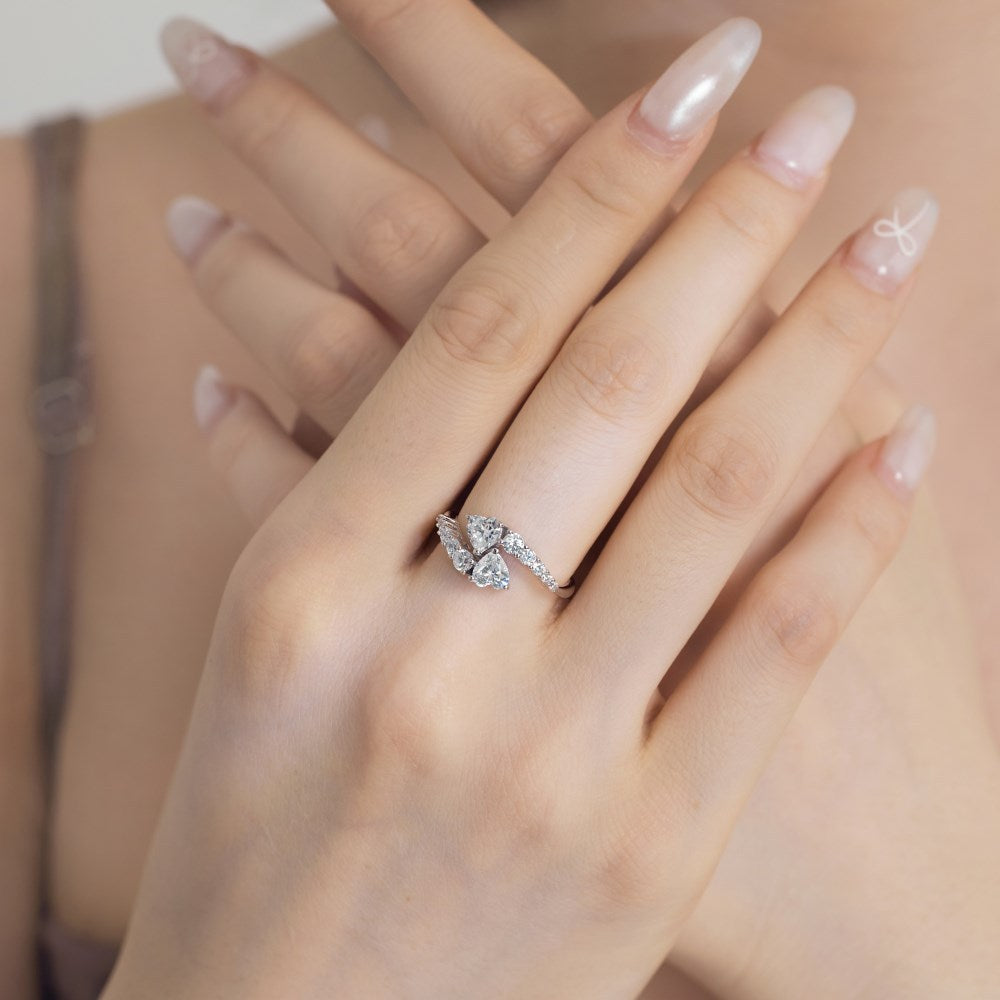 Double Heart Ring - camillaboutiqueshop