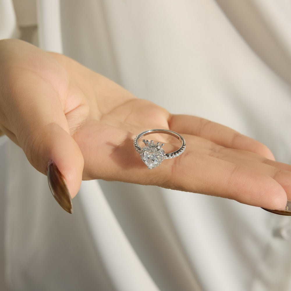 Heart Crown Ring - camillaboutiqueshop