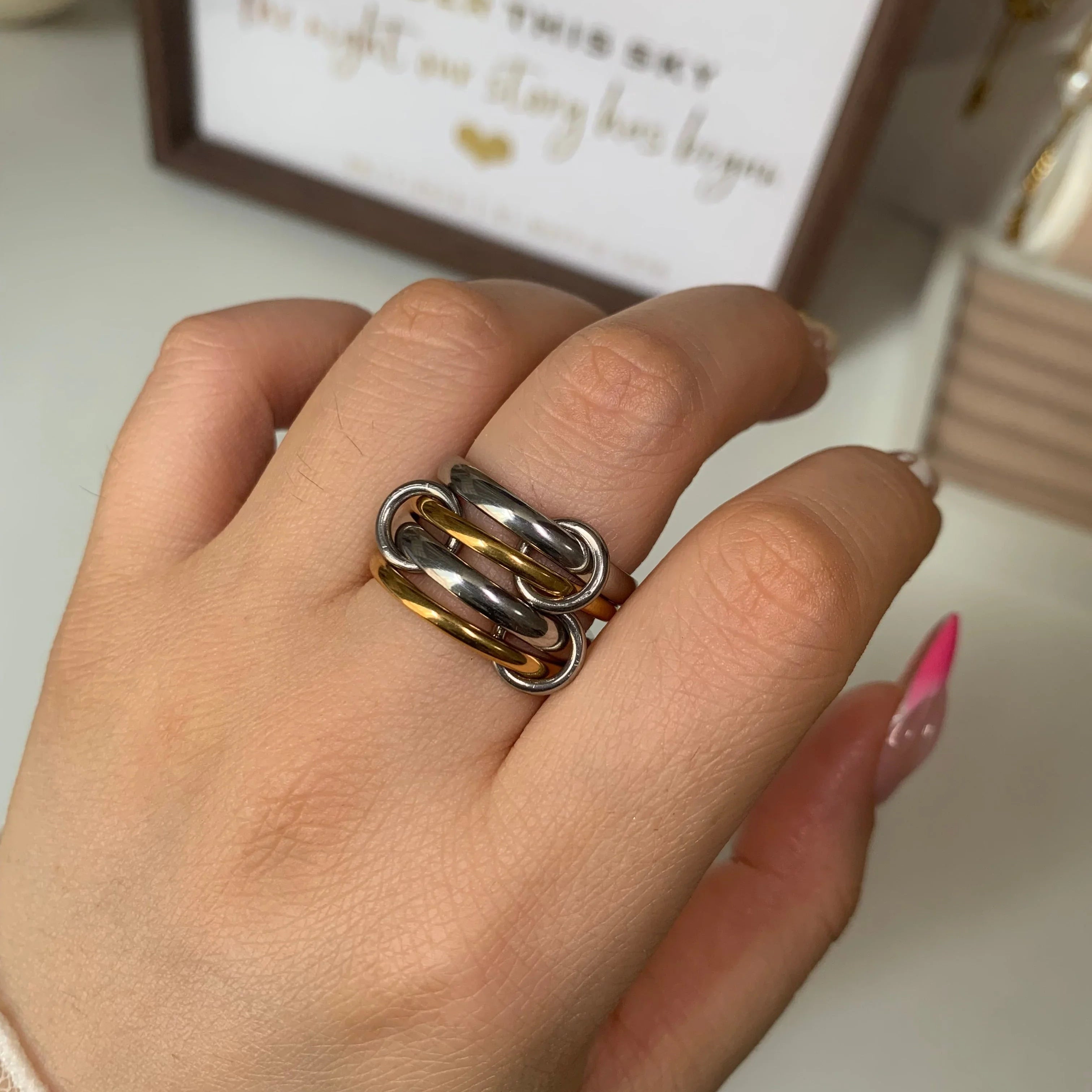 Aria Interlock Stacking Ring - camillaboutiqueshop