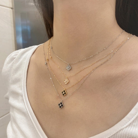 Black Onyx Clover Necklace Rose Gold