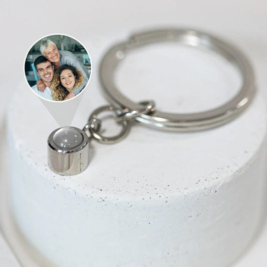 Custom Circle Photo Projection Keychain - Camillaboutiqueshop