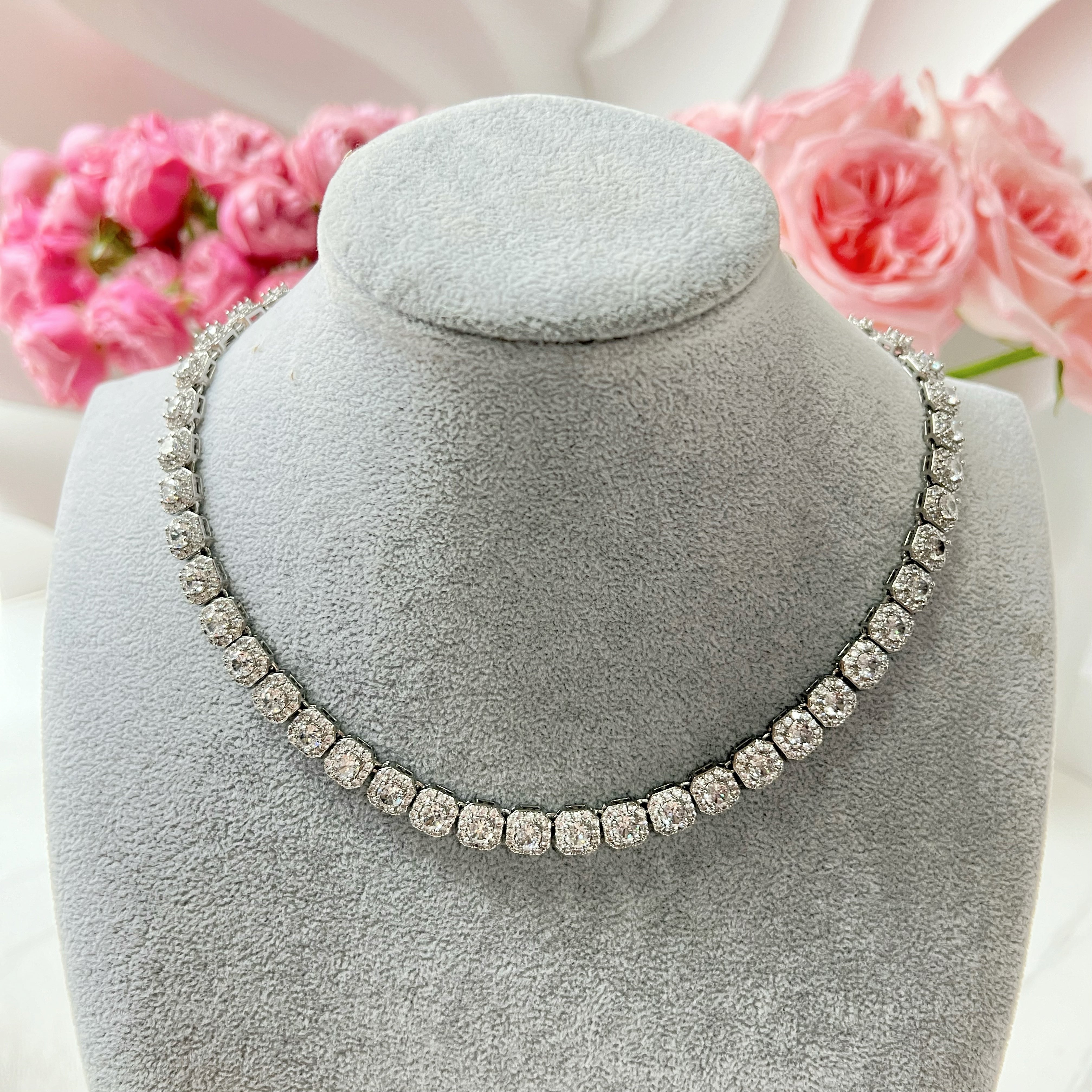 ICED CUSHION NECKLACE - camillaboutiqueshop