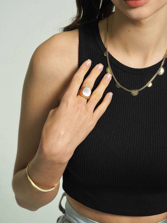 18K Mother Of Pearl Ring - camillajewelry