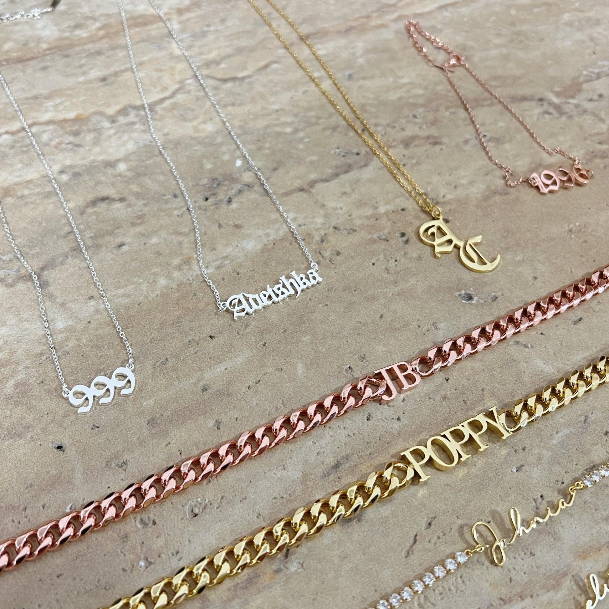 Initial Choker Necklace - camillaboutiqueshop