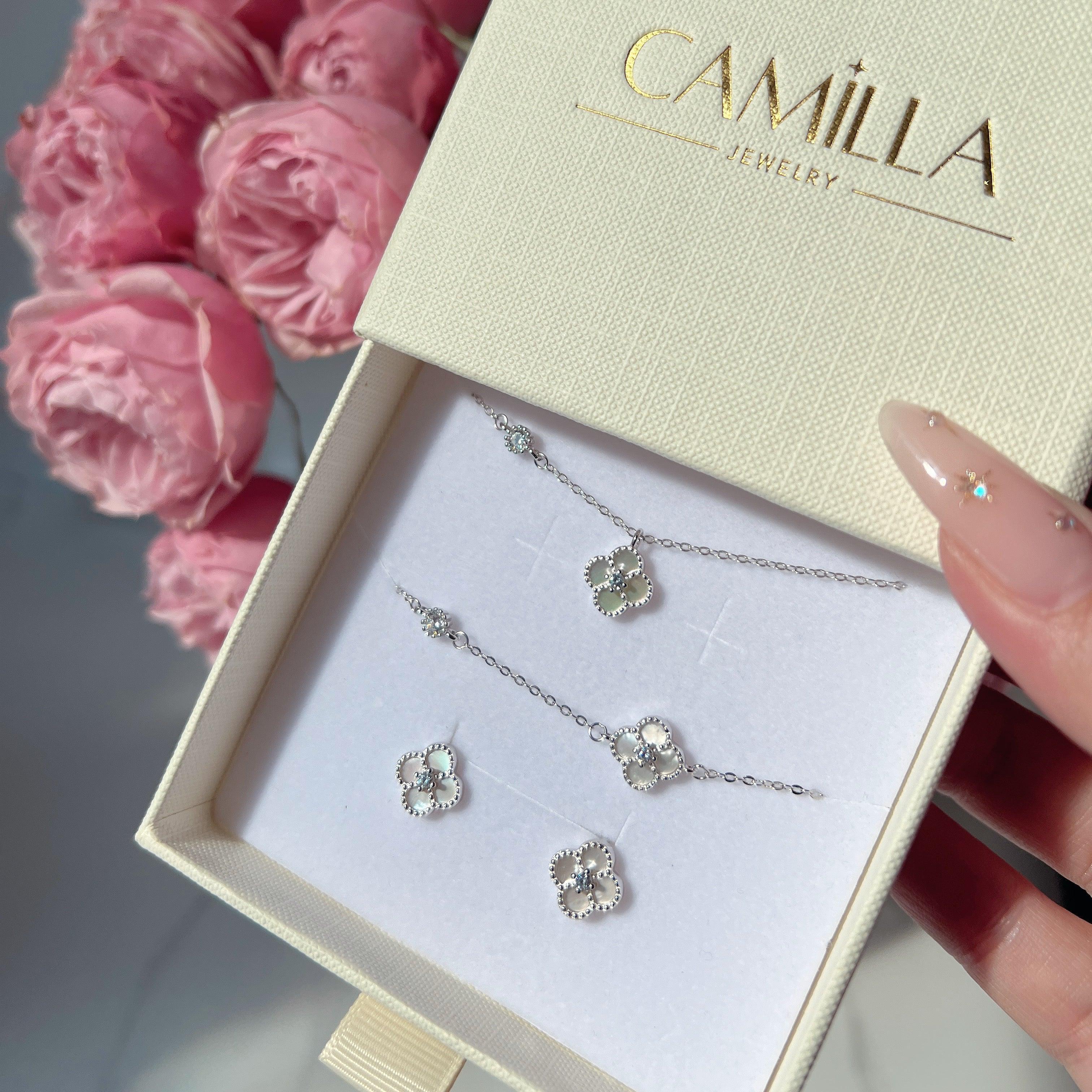 Mother Of Pearl Clover Necklace Sterling Silver - camillaboutiqueshop