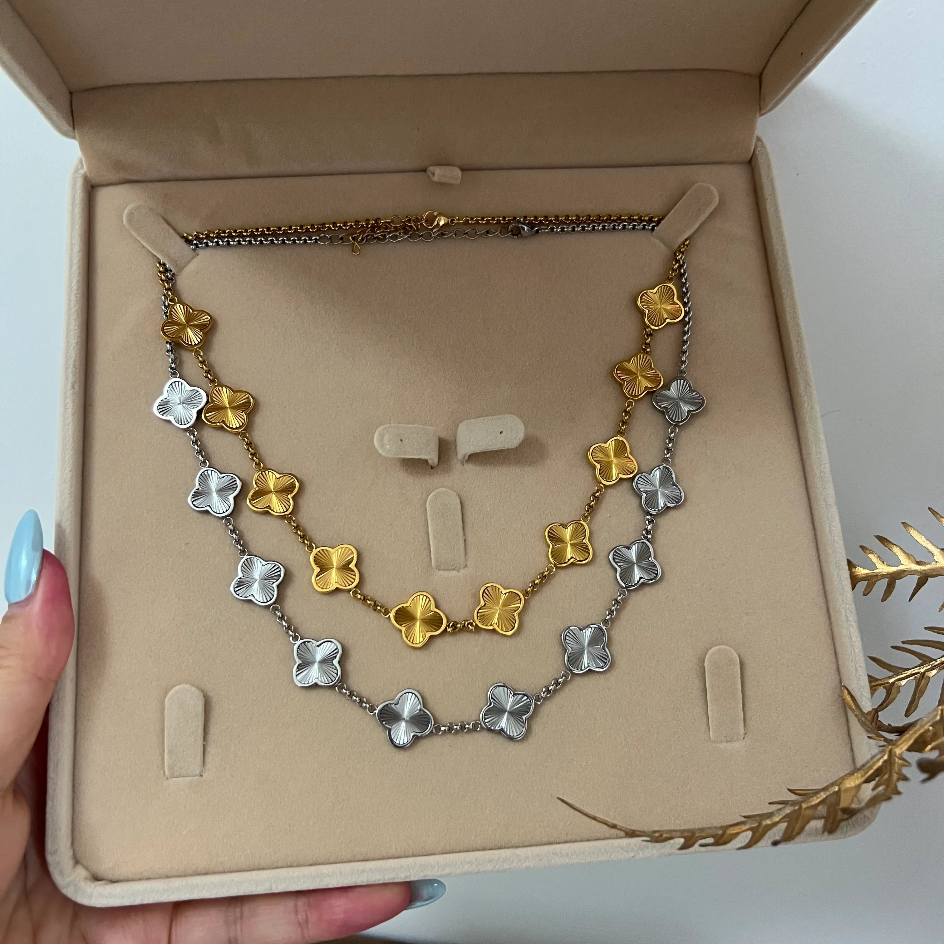 Multi 10 Motifs Clover Necklace - camillaboutiqueshop