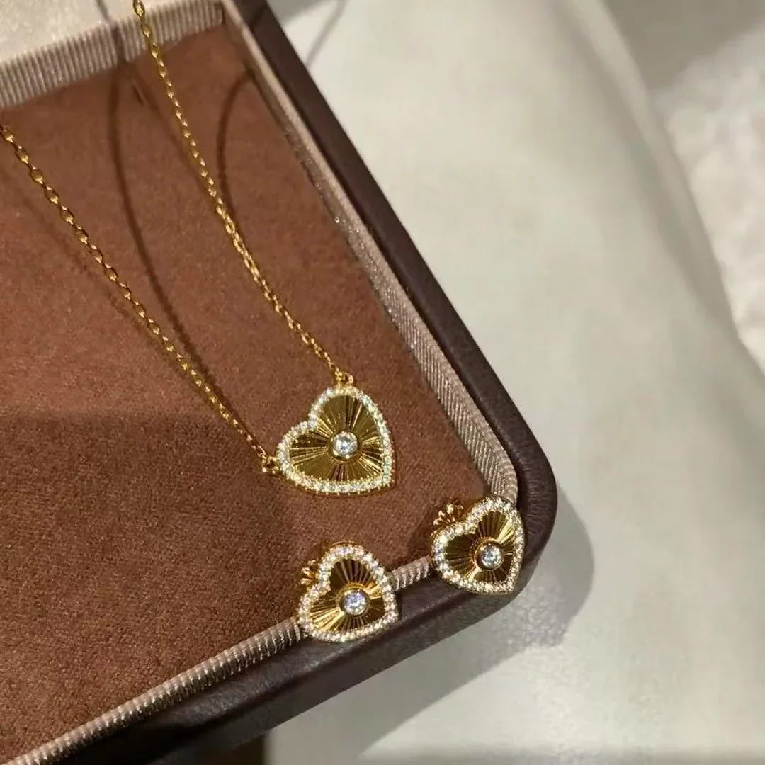 Perla Texture Heart Earrings - camillaboutiqueshop