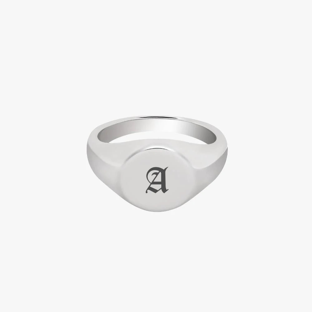 Initial Signet Ring - camillaboutiqueshop