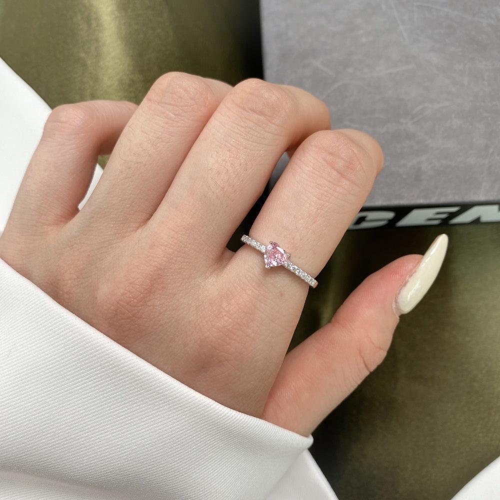Solitaire Heart CZ Ring - camillaboutiqueshop