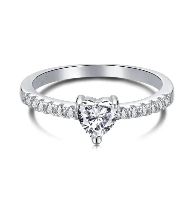 Solitaire Heart CZ Ring - camillaboutiqueshop
