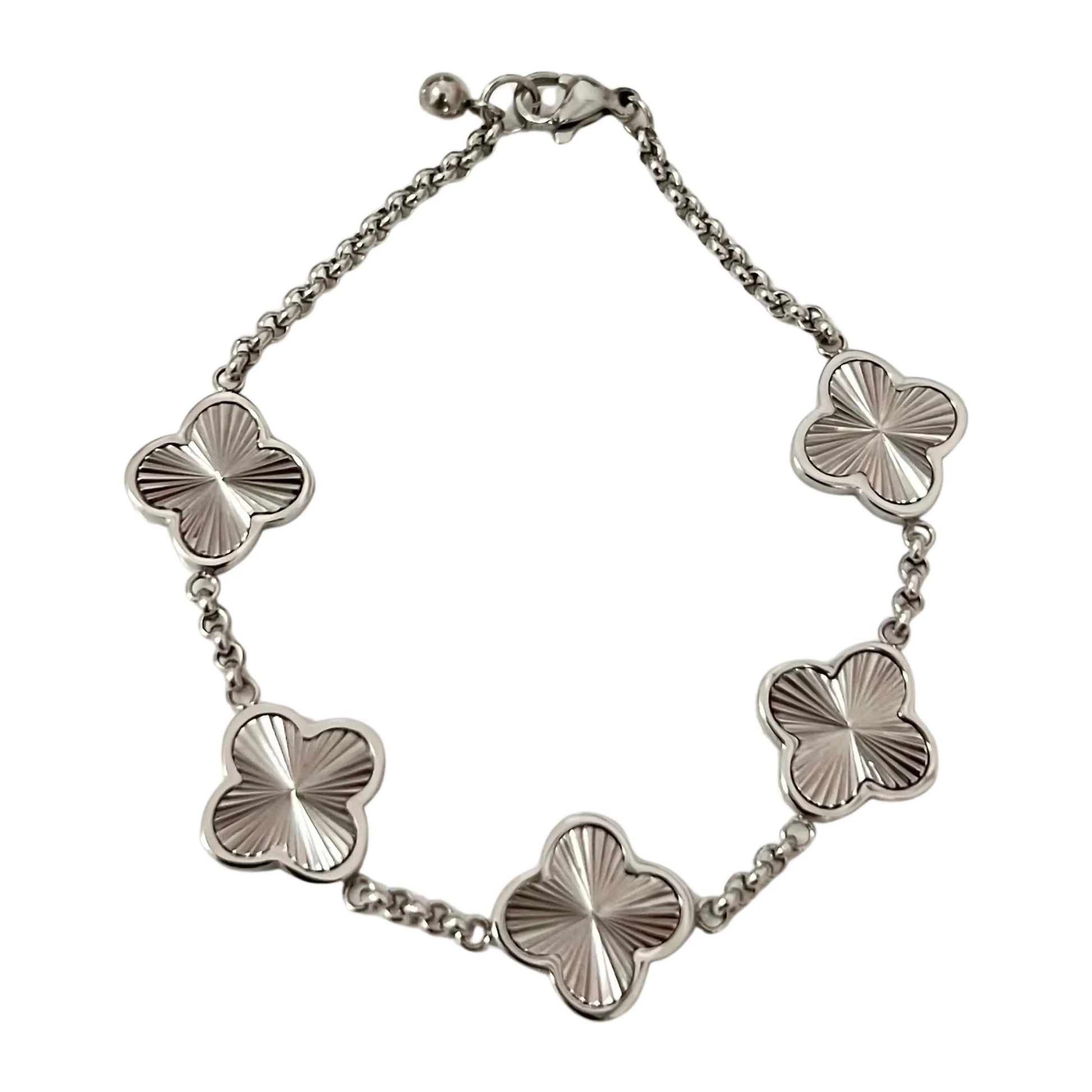 Textured Multi Clover Bracelet - camillaboutiqueshop