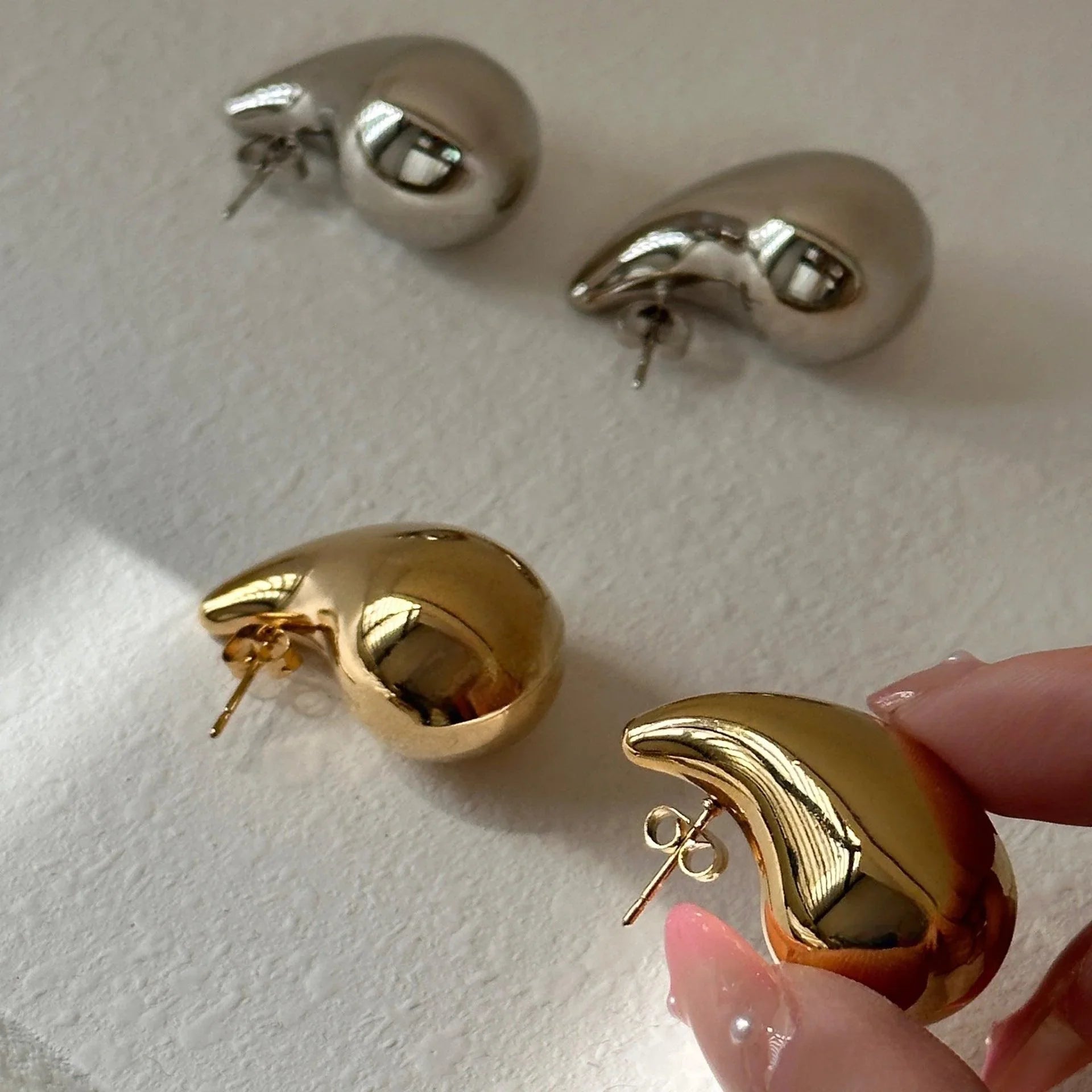 Water-drop Shaped Stud Earrings - camillaboutiqueshop